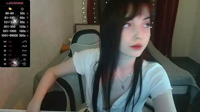 Snapshot of BlackyKitt chatting on January 21, 2025, 4:48 pm BlackyKitt online show from January 21, 2025, 4:48 pm