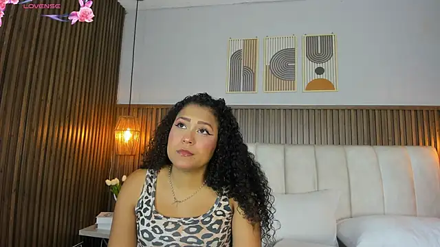 Ashleyy23x online show from May 26, 2026, 7:21 pm