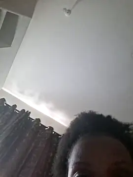 Snapshot of Kamdollie chatting on December 22, 2025, 2:36 pm Kamdollie online show from December 22, 2025, 2:36 pm