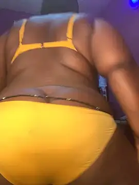 Snapshot of sweet1111 chatting on December 8, 2024, 10:47 pm sweet1111 online show from December 8, 2024, 10:47 pm