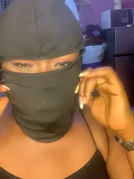 Snapshot of sweet1111 chatting on December 14, 2024, 10:28 pm sweet1111 online show from December 14, 2024, 10:28 pm