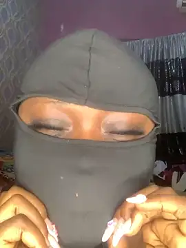 Snapshot of sweet1111 chatting on December 24, 2024, 10:49 pm sweet1111 online show from December 24, 2024, 10:49 pm