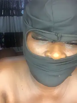 Snapshot of sweet1111 chatting on January 7, 2025, 10:52 pm sweet1111 online show from January 7, 2025, 10:52 pm