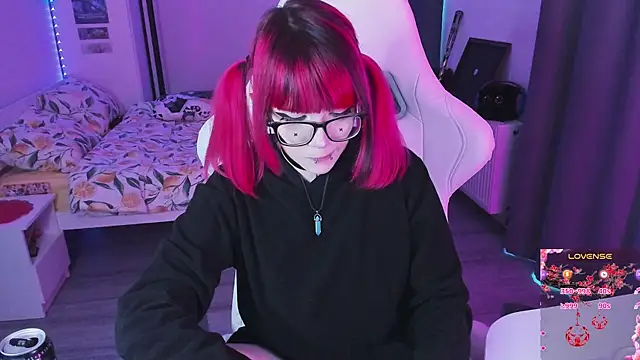 Yumi Youkai online show from March 15, 2026, 12:22 pm