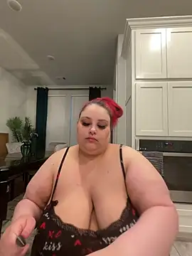 Snapshot of bbwredhead chatting on April 11, 2026, 12:59 am bbwredhead online show from April 11, 2026, 12:59 am