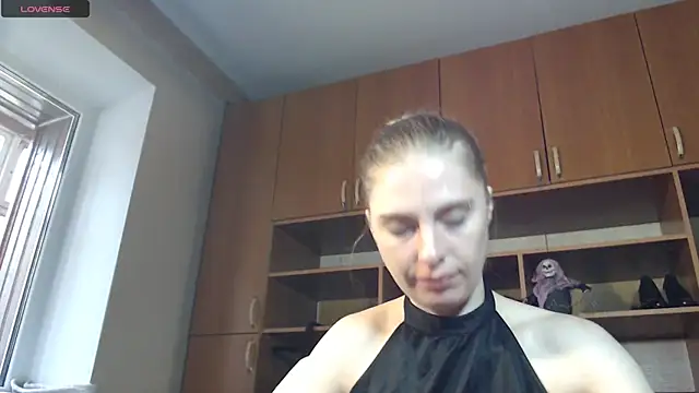 Snapshot of Aqualen chatting on October 10, 2025, 10:14 am Aqualen online show from October 10, 2025, 10:14 am