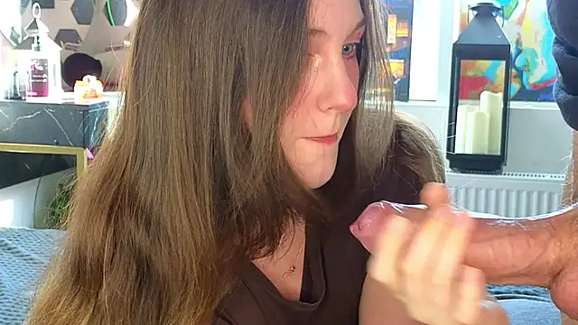 Snapshot of CumBandd chatting on October 21, 2025, 7:31 am CumBandd online show from October 21, 2025, 7:31 am