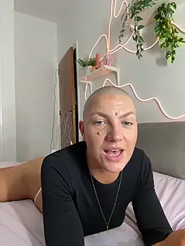 PaulinaSchubert1 online show from March 23, 2026, 7:40 pm