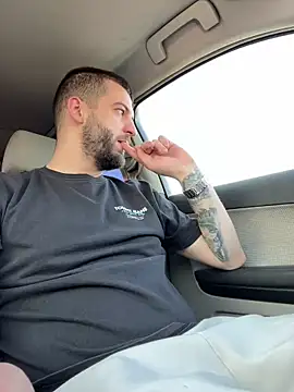 ElChapoGuzman95 online show from February 24, 2025, 6:27 am