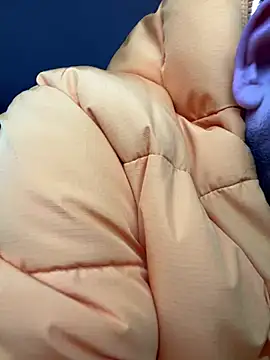 ElChapoGuzman95 online show from March 5, 2025, 8:10 am