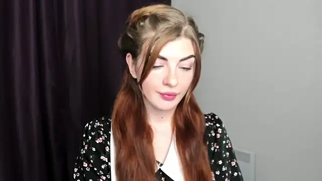  comefeelme  online show from January 25, 2025, 12:26 pm