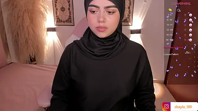 shayla 18 online show from February 4, 2025, 8:17 pm