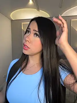 Snapshot of Miss_blue69 chatting on November 9, 2025, 1:48 am Miss blue69 online show from November 9, 2025, 1:48 am