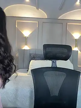 Snapshot of Miss_blue69 chatting on November 14, 2025, 1:37 am Miss blue69 online show from November 14, 2025, 1:37 am