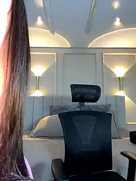 Snapshot of Miss_blue69 chatting on November 16, 2025, 1:33 am Miss blue69 online show from November 16, 2025, 1:33 am