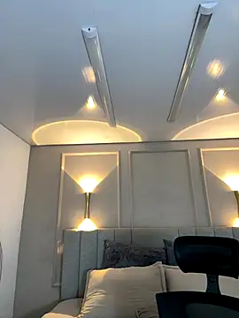 Snapshot of Miss_blue69 chatting on November 18, 2025, 1:33 am Miss blue69 online show from November 18, 2025, 1:33 am