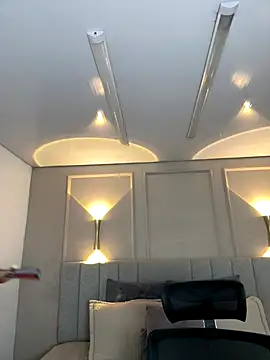 Snapshot of Miss_blue69 chatting on November 26, 2025, 1:39 am Miss blue69 online show from November 26, 2025, 1:39 am