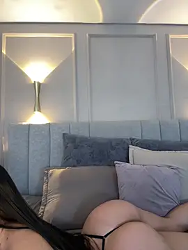 Snapshot of Miss_blue69 chatting on December 16, 2025, 1:43 am Miss blue69 online show from December 16, 2025, 1:43 am