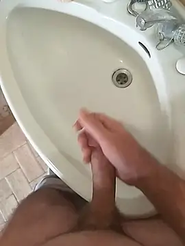 Snapshot of Neria chatting on February 24, 2026, 5:11 pm Neria online show from February 24, 2026, 5:11 pm