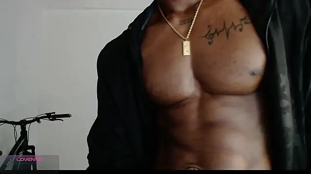 Snapshot of drake_brwon_23 chatting on May 6, 2026, 9:03 am drake brwon 23 online show from May 6, 2026, 9:03 am