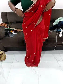 Mounika25 online show from December 5, 2025, 1:42 pm