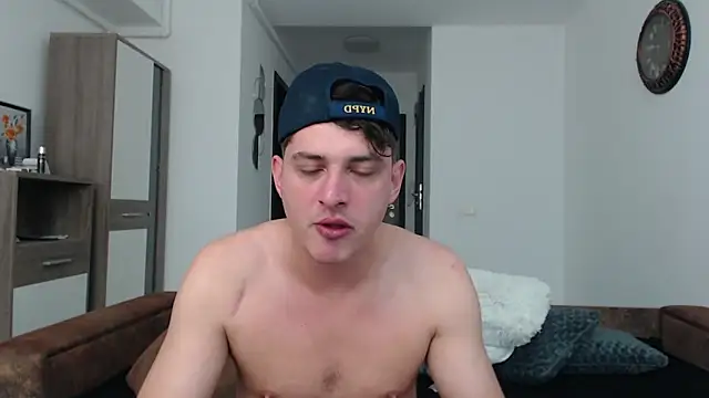 Snapshot of AndyFame chatting on March 14, 2025, 2:10 am AndyFame online show from March 14, 2025, 2:10 am