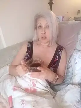 MaggieMoonxxx online show from December 16, 2024, 8:41 am