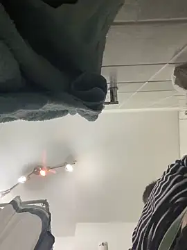 Snapshot of h4cAlex chatting on December 2, 2024, 5:04 pm h4cAlex online show from December 2, 2024, 5:04 pm