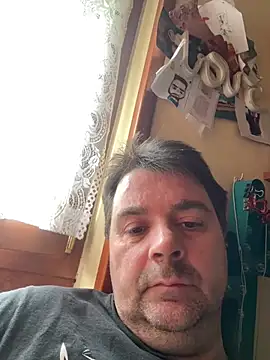 Snapshot of h4cAlex chatting on May 3, 2026, 12:44 pm h4cAlex online show from May 3, 2026, 12:44 pm