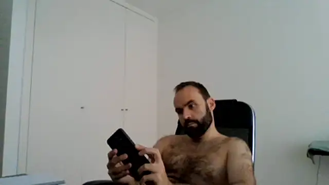 Snapshot of joaodias_97 chatting on June 16, 2026, 4:20 pm joaodias 97 online show from June 16, 2026, 4:20 pm