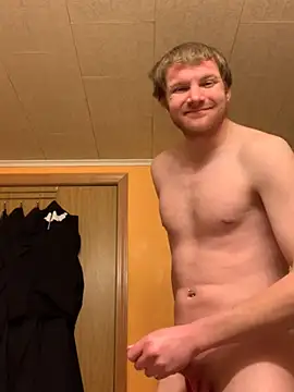 slutboy42000 online show from January 27, 2025, 3:15 am