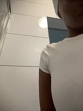 Snapshot of Neelo-Smith chatting on September 27, 2025, 1:27 pm Neelo-Smith online show from September 27, 2025, 1:27 pm