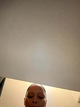 Snapshot of Neelo-Smith chatting on November 6, 2025, 4:02 am Neelo-Smith online show from November 6, 2025, 4:02 am