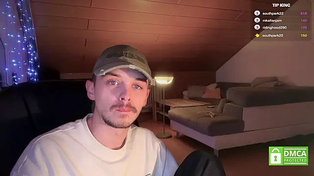 Snapshot of naked_psy chatting on February 13, 2025, 3:07 am naked psy online show from February 13, 2025, 3:07 am