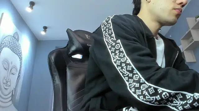 alexgiraldo  online show from January 20, 2025, 2:57 pm