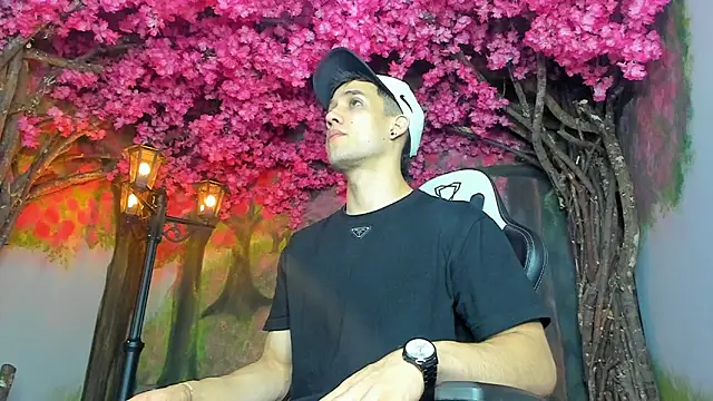 alexgiraldo  online show from January 21, 2025, 11:13 am