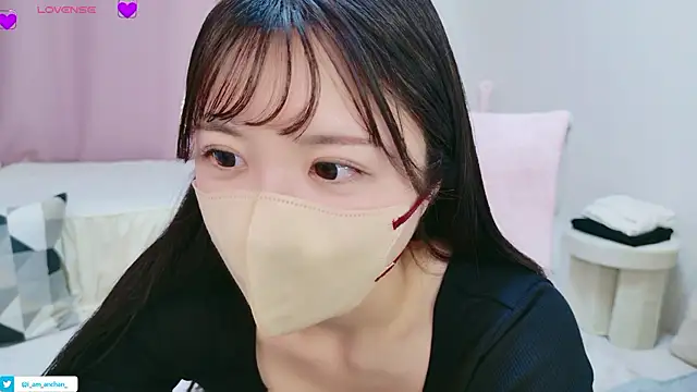 Snapshot of anchan_ chatting on May 18, 2026, 1:50 pm anchan online show from May 18, 2026, 1:50 pm