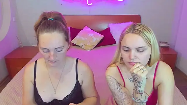 Snapshot of MagicEyess chatting on November 2, 2025, 6:32 pm MagicEyess online show from November 2, 2025, 6:32 pm