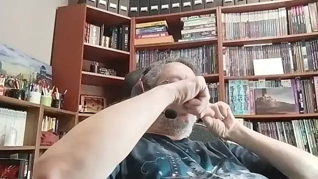 Snapshot of Mandra_is_a_whore chatting on October 28, 2025, 10:52 am Mandra is a whore online show from October 28, 2025, 10:52 am