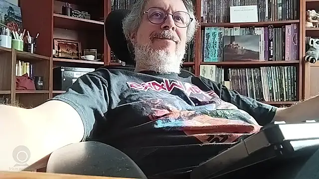 Snapshot of Mandra_is_a_whore chatting on November 10, 2025, 11:09 am Mandra is a whore online show from November 10, 2025, 11:09 am