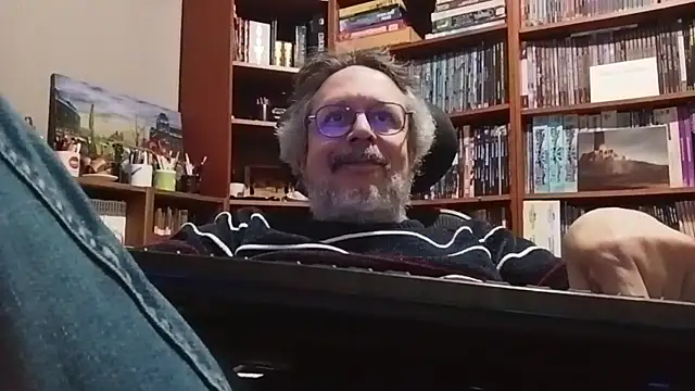 Snapshot of Mandra_is_a_whore chatting on November 10, 2025, 11:15 pm Mandra is a whore online show from November 10, 2025, 11:15 pm