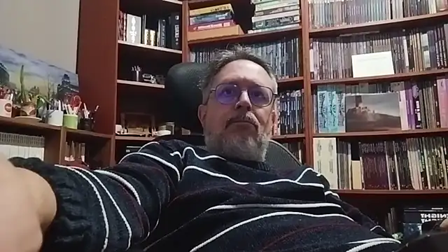 Snapshot of Mandra_is_a_whore chatting on December 2, 2025, 10:27 pm Mandra is a whore online show from December 2, 2025, 10:27 pm