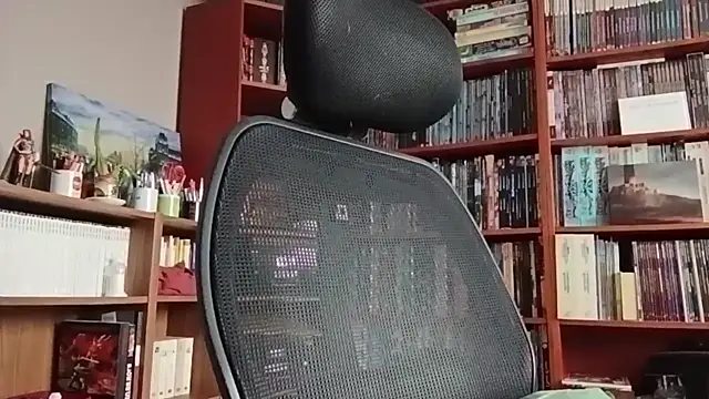 Snapshot of Mandra_is_a_whore chatting on December 14, 2025, 12:43 pm Mandra is a whore online show from December 14, 2025, 12:43 pm