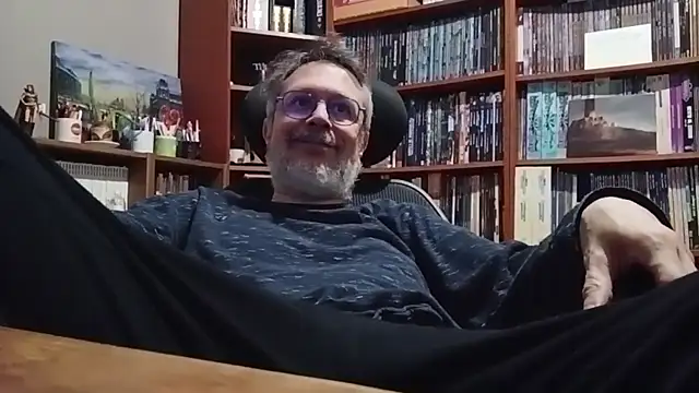 Snapshot of Mandra_is_a_whore chatting on December 18, 2025, 8:15 pm Mandra is a whore online show from December 18, 2025, 8:15 pm