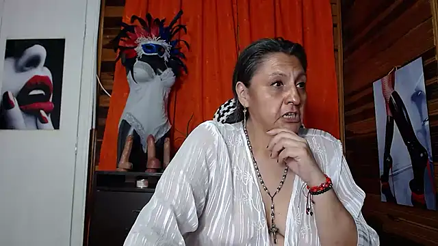 Snapshot of merlyna_goldens chatting on February 7, 2025, 3:01 am merlyna goldens online show from February 7, 2025, 3:01 am