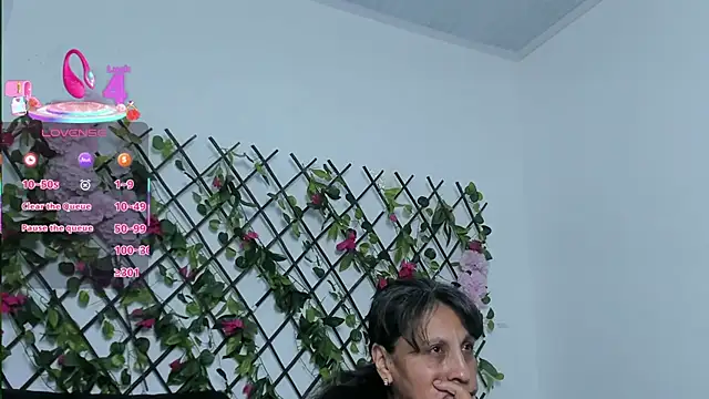 Snapshot of merlyna_goldens chatting on October 29, 2025, 11:17 pm merlyna goldens online show from October 29, 2025, 11:17 pm