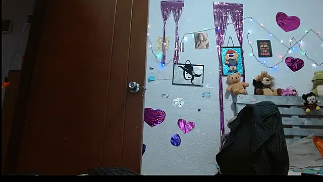 Saray extrovert  online show from December 5, 2024, 10:55 am