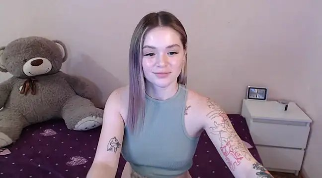 Snapshot of miaacatt chatting on March 10, 2025, 9:53 am miaacatt online show from March 10, 2025, 9:53 am