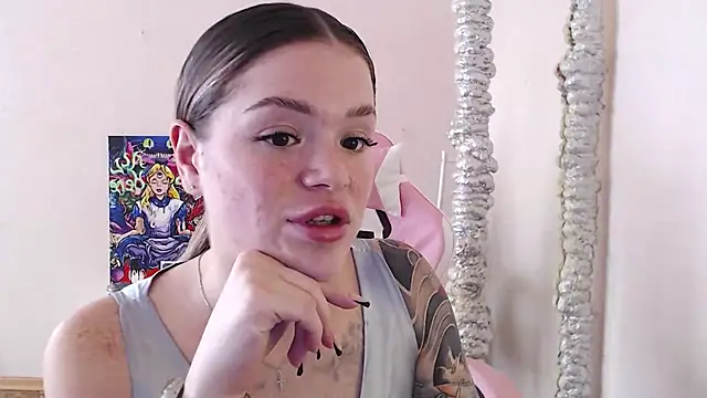 Snapshot of miaacatt chatting on October 14, 2025, 7:20 am miaacatt online show from October 14, 2025, 7:20 am