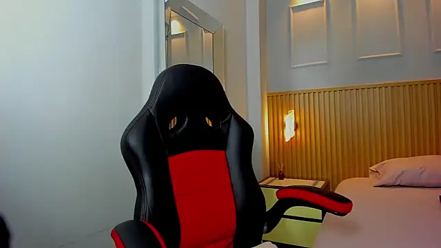 valery smitd online show from March 13, 2025, 3:11 am